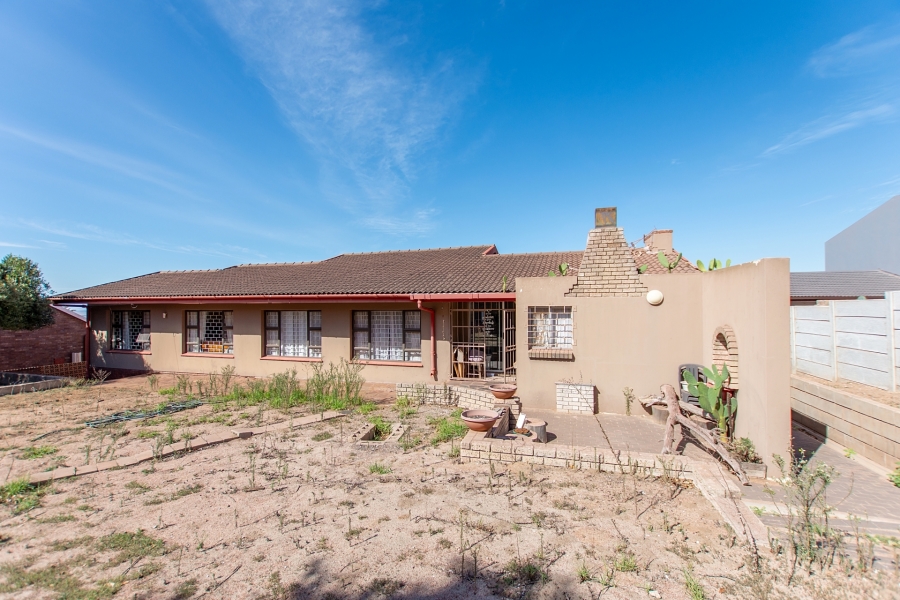 3 Bedroom Property for Sale in Vredenburg Western Cape